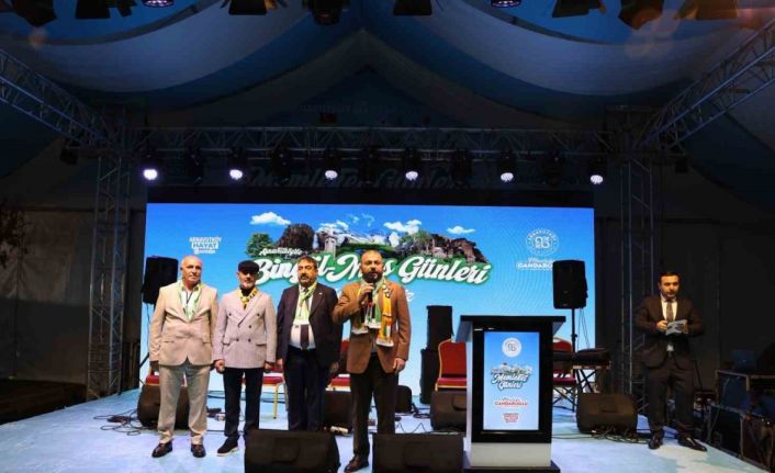 Arnavutköy’de "Bingöl-Muş Memleket Günleri" renkli görüntülere sahne oldu