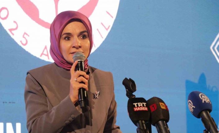 Bakan Göktaş: "Aile değerlerini yaşatacak farkındalık çalışmaları yürütüyoruz"