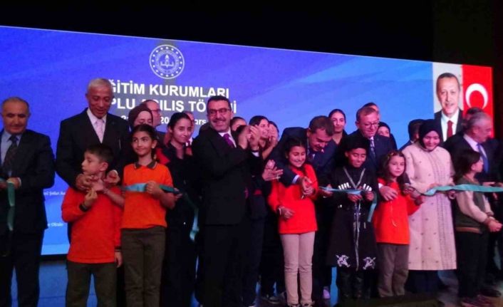 Bakan Tekin’den Kars’ta eğitim yatırımları açılışı