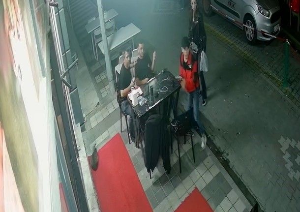 Balıkesir’deki deprem Manisa’da da hissedildi, vatandaşlar sokaklara döküldü