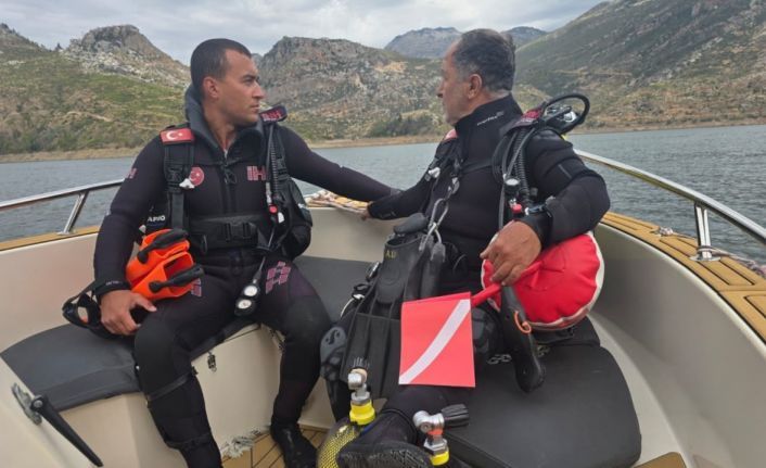 Baraj gölünde kaybolan İrlandalı turisti arama çalışmasında 3’üncü günde de sonuç alınamadı