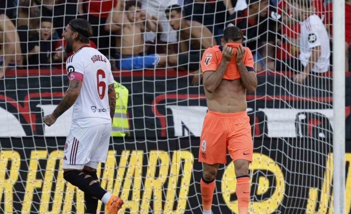 Barcelona, sezonun ilk mağlubiyetini farklı kaybederek aldı