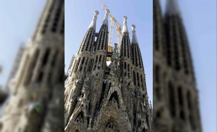 Barselona’daki La Sagrada Familia, dünyanın en uzun kilisesi unvanını aldı