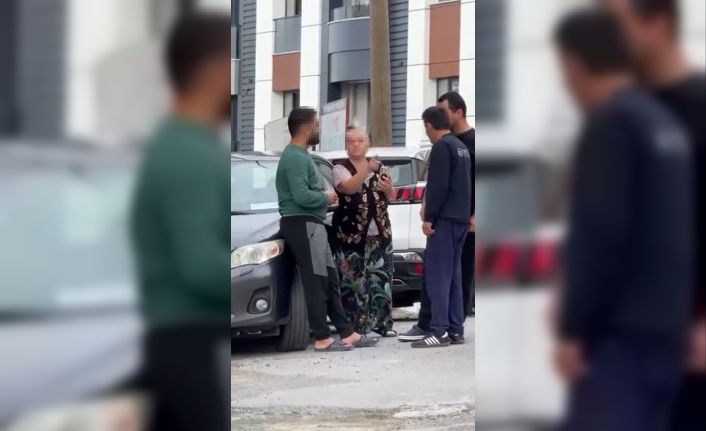 Başakşehir’de park yeri kavgası kameraya yansıdı