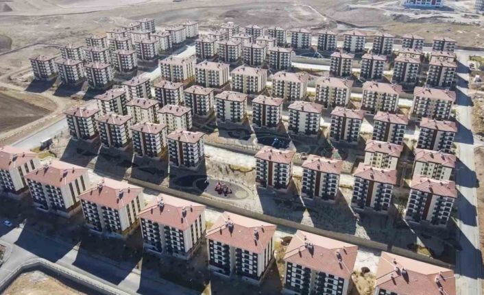 Başkan Albayrak’tan TOKİ’ye yer tahsisi yapmayan CHP’li belediyelere tepki