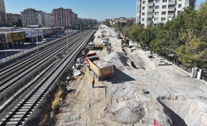 Başkan Altay: "Banliyö hattıyla daha hızlı, güvenli ve konforlu bir ulaşım imkanına kavuşacağız"