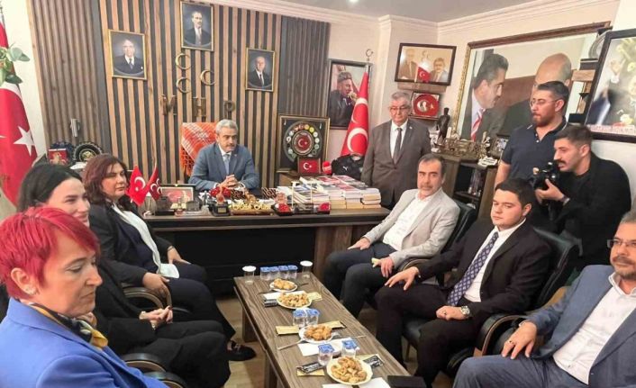 Başkan Çerçioğlu: "Hizmetin önünde duranı sel alır götürür"