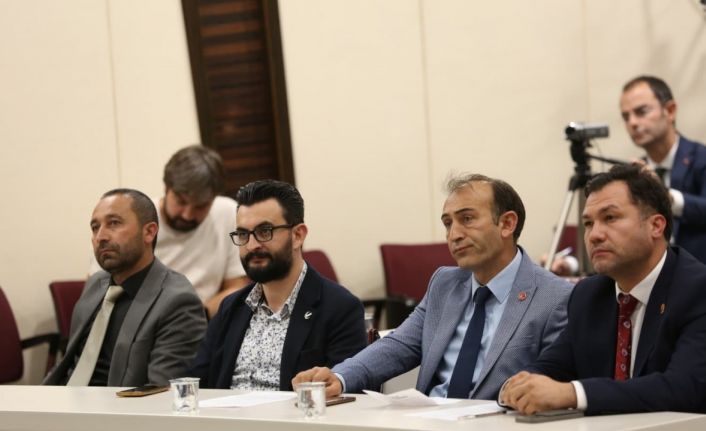 Başkan Çolakbayrakdar: Sporun ve sporcunun her zaman yanındayız"