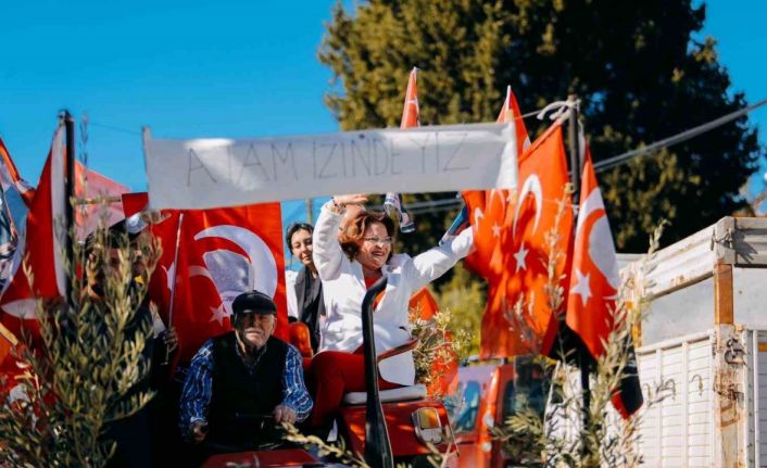 Başkan Gençay, Akköy Cumhuriyet Konvoyu’na katıldı
