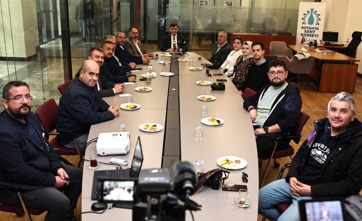 Başkan Kahveci, basınla buluştu, belediyenin 3 aylık faaliyetlerini değerlendirdi