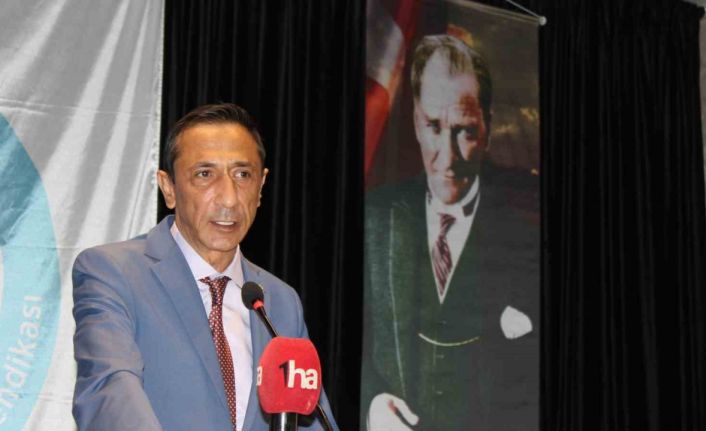 Başkan Özat: "Bizim tek gündemimiz eğitim çalışanlarının haklarını savunmak"