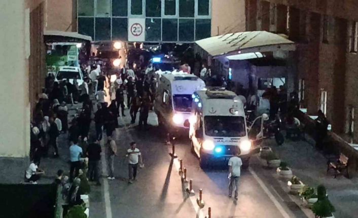 Batman’da trafik kazası sonrası bıçaklı kavga: 2 yaralı