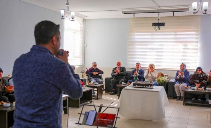 Bayburt’ta ’Dünya Yaşlılar Günü’ kutlandı