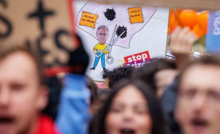 Belçika’da genel grev: Toplu taşıma ve kamu hizmetleri durdu