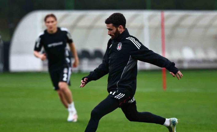 Beşiktaş, akşam idmanında kondisyon çalıştı