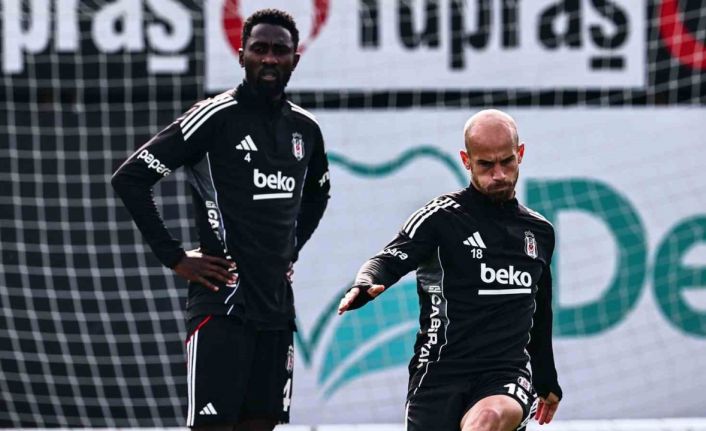 Beşiktaş, kondisyon ve taktik çalıştı