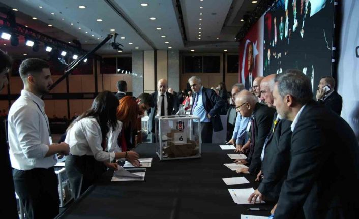 Beşiktaş’ta oy verme işlemi sona erdi