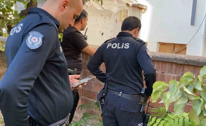 Beşinci kattan düşen 18 yaşındaki genç ağır yaralandı