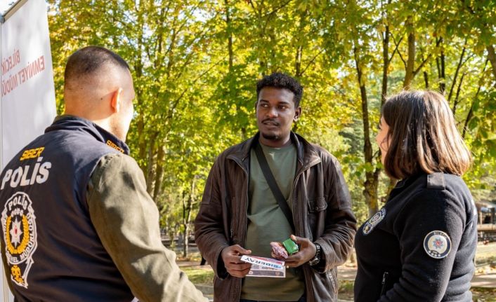 Bilecik’te öğrenciler dolandırıcılık ve güvenlik konularında bilgilendirildi