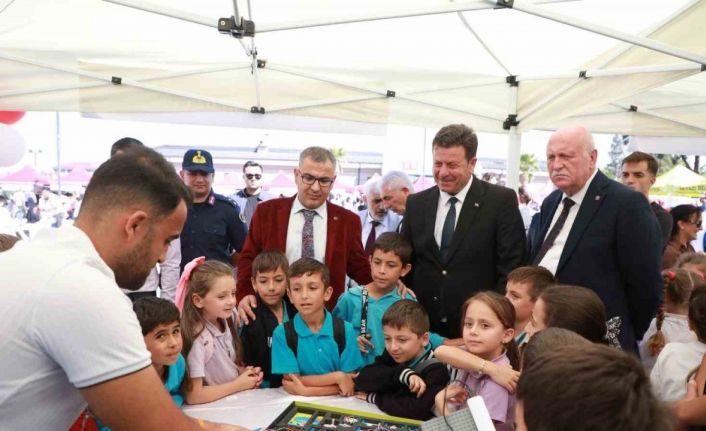 Binlerce öğrenci bu şenlikte buluştu