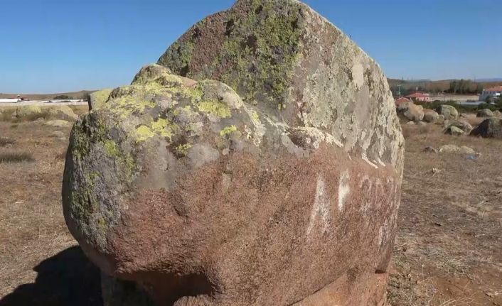Binlerce yıllık tarih kaçak kazı yapanların talanına uğradı