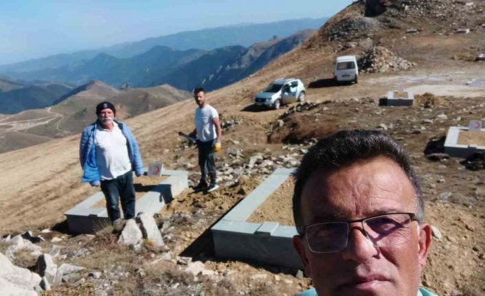 Bir asır sonra aynı ruhla: Şehitlik için el ele verdiler