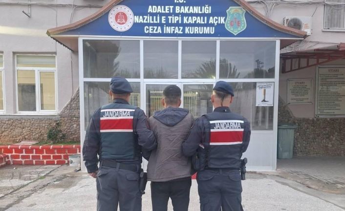 Bozdoğan’da hırsızlık suçundan aranan şahıs yakalandı