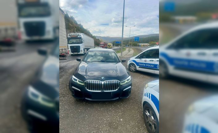 Bozüyük’te aracında ikiz plaka kullanan şahısa 50 bin 834 TL para cezası