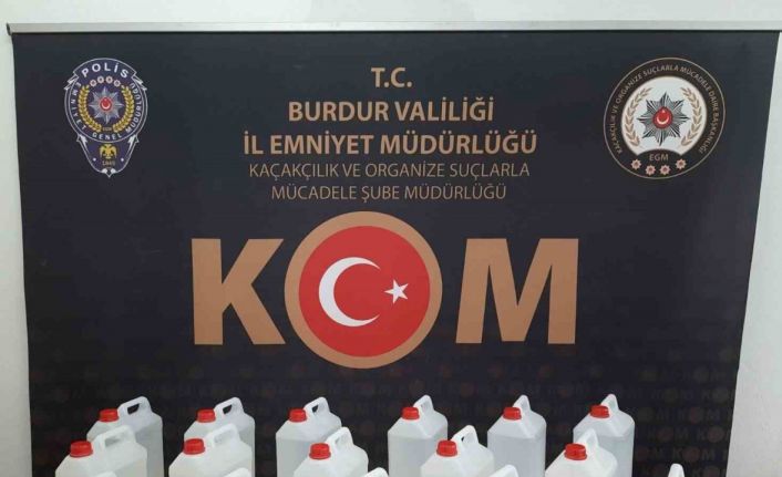 Burdur’da binlerce kaçak ürün ele geçirildi