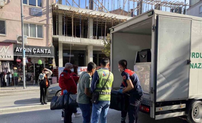 Burdur’da bir şahıs otel odasında ölü bulundu