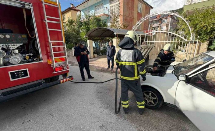 Burdur’da otomobilde yangın