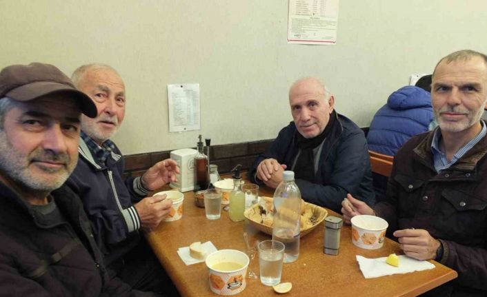 Burhaniye de sabah namazı buluşmaları başladı