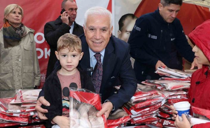 Bursa cumhuriyetine sahip çıkıyor