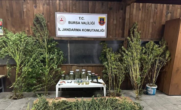 Bursa’da 9 kilo 400 gram esrar ele geçirildi