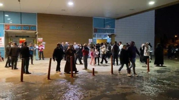 Bursa’da depremde panik anları kamerada