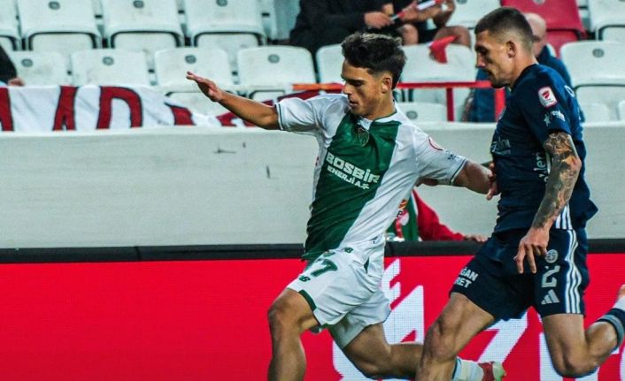 Bursaspor kupaya Antalyaspor deplasmanında veda etti