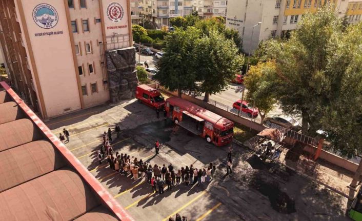 Büyükşehirden öğrencilere afet risklerini azaltma ve afetlere karşı hazırlık eğitimi