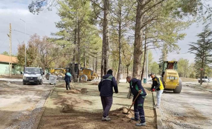 Büyükşehirin Sarımsaklı Barajı Mesire Alanı’nda yenileme çalışmaları tüm hızıyla sürüyor