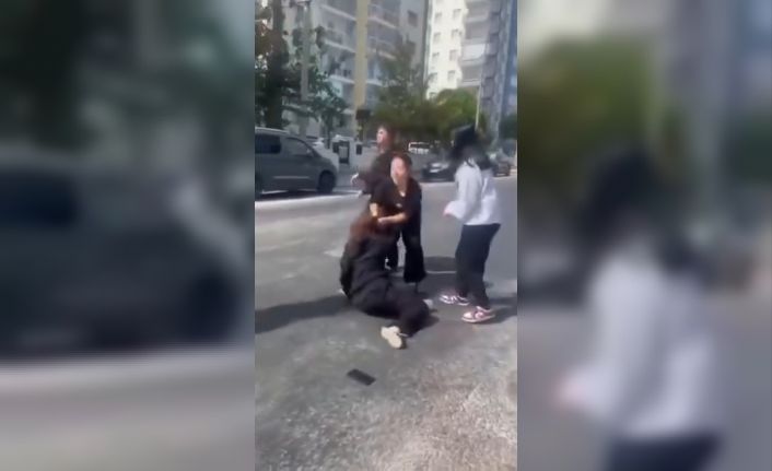 Çanakkale’de bir akran zorbalığı vakası daha: Saçlarından tutup sürükledi