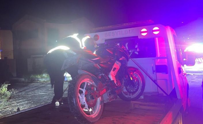 Çeşme’de plakasız, kasksız ve abartı egzozlu motorlara sıkı denetim