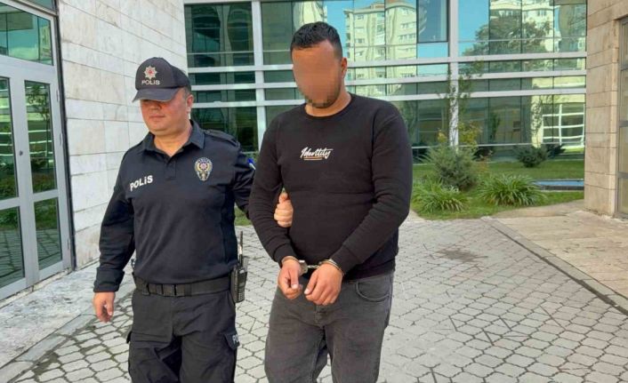 Cezaevinden izinli çıkıp bir kişiyi bıçakladı