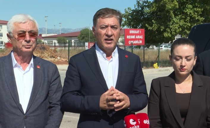 CHP’li Murat Emir, Muhittin Böcek’i ziyaret etti