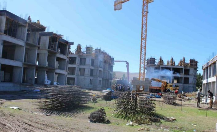 Çıldır da 2. etap TOKİ hızla yükseliyor