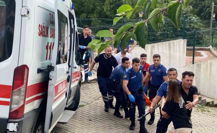 Cinayeti reddetti, oğlunu vurduğunu "kendini savunma" olarak açıkladı