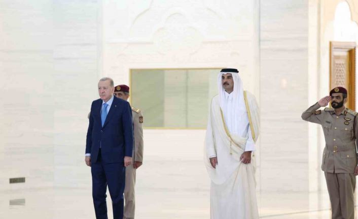 Cumhurbaşkanı Erdoğan, Katar Emiri Al Thani ile görüştü