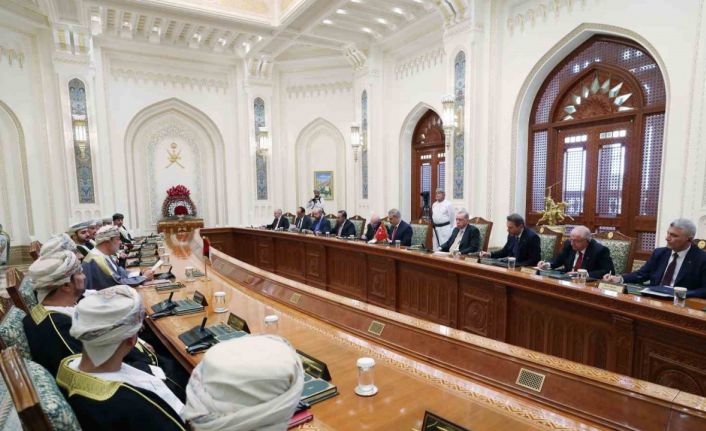 Cumhurbaşkanı Erdoğan, Umman’da heyetlerarası toplantıya başkanlık etti