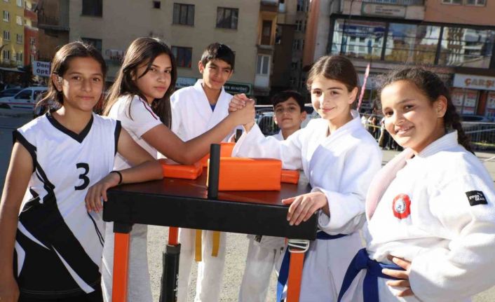 Cumhuriyet coşkusu sporla buluştu