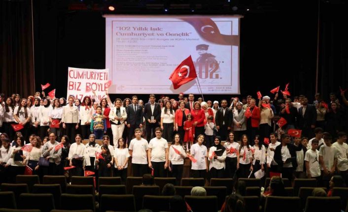 Cumhuriyetin 102. Yılı Hasan Kalyoncu Üniversitesi’nde coşkuyla kutlandı