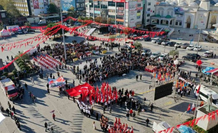 Cumhuriyetin 102. yılında Esenyurt’ta görkemli kutlama