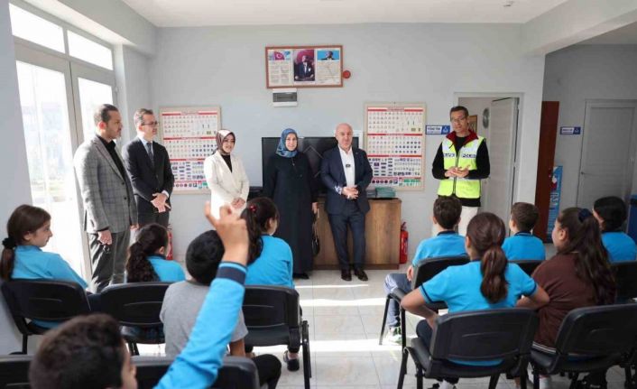 Darıca’da 25 bin çocuğa uygulamalı trafik eğitimi verildi